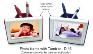 D16 – Photo frame with tumbler