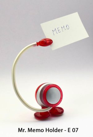 E07 – Mr. Memo Holder