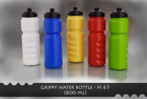 H65 – Grippy sipper water bottle (800 ml)