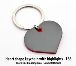 J88 – Heart shape keychain with highlights